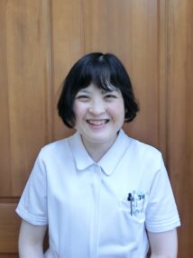 受付スタッフ　5　内田さん